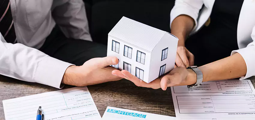 How We Determine Your Sell House for Cash Offer in Oyster Bay, New York?