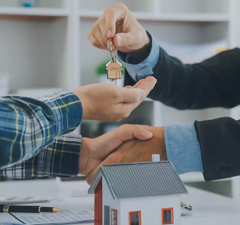 Top-Notch Company to Sell House Without Agent in Oyster Bay, NY